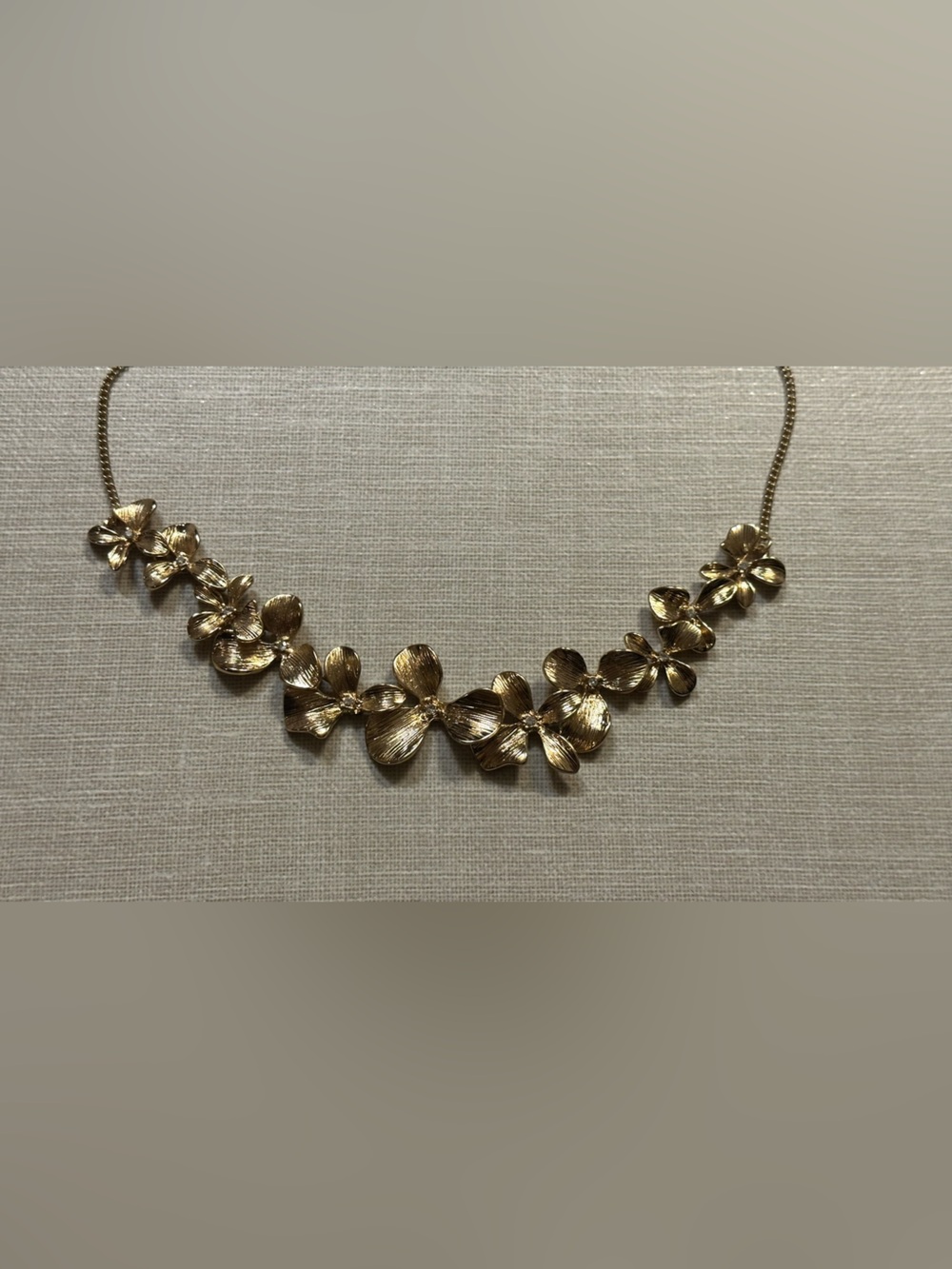 Gold Tone Textured Floral Statement Collar Necklace
